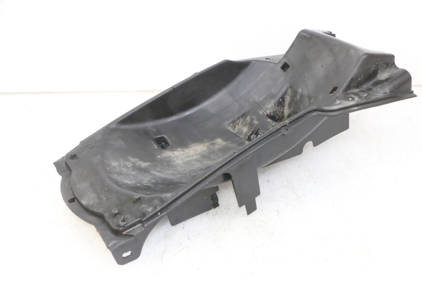 photo de PASSAGE ROUE ARRIERE HONDA CBF 500 (2004 - 2007)