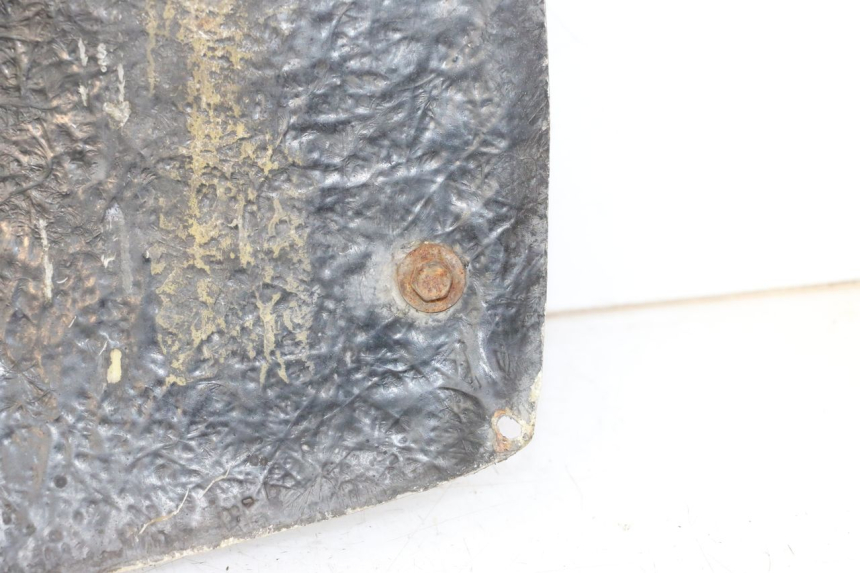 photo de PASSAGE ROUE ARRIERE HONDA CBR RR FIREBLADE 900 (1992 - 1994)