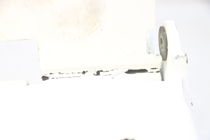 photo de PASSAGE ROUE ARRIERE YAMAHA FJ 36Y 1100 (1984 - 1985)