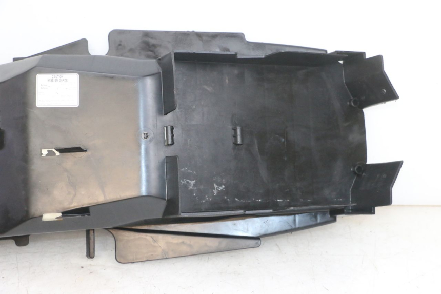 photo de PASSAGE ROUE ARRIERE SUZUKI GSF N BANDIT 600 (1996 - 1999) - Vue rapprochée