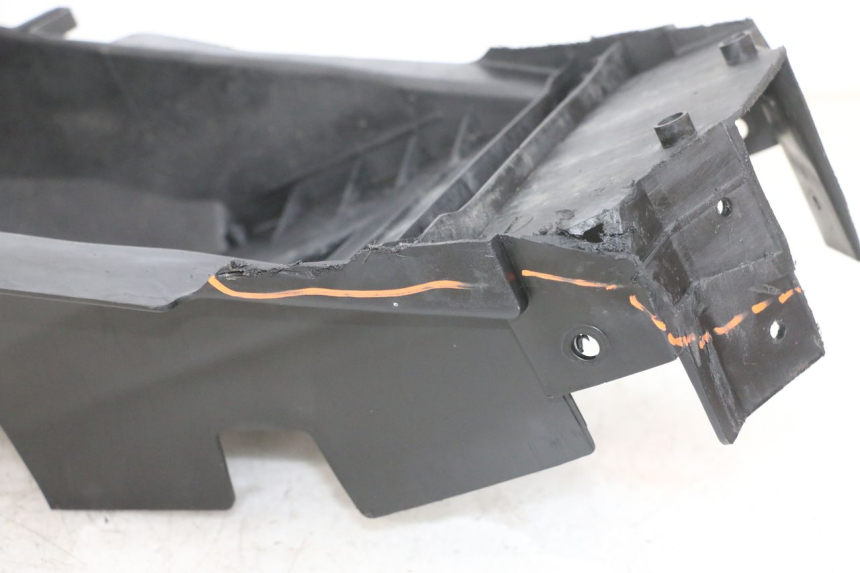 photo de PASSAGE ROUE ARRIERE SUZUKI GSF N BANDIT 600 (1996 - 1999) - Zoom état d’usage