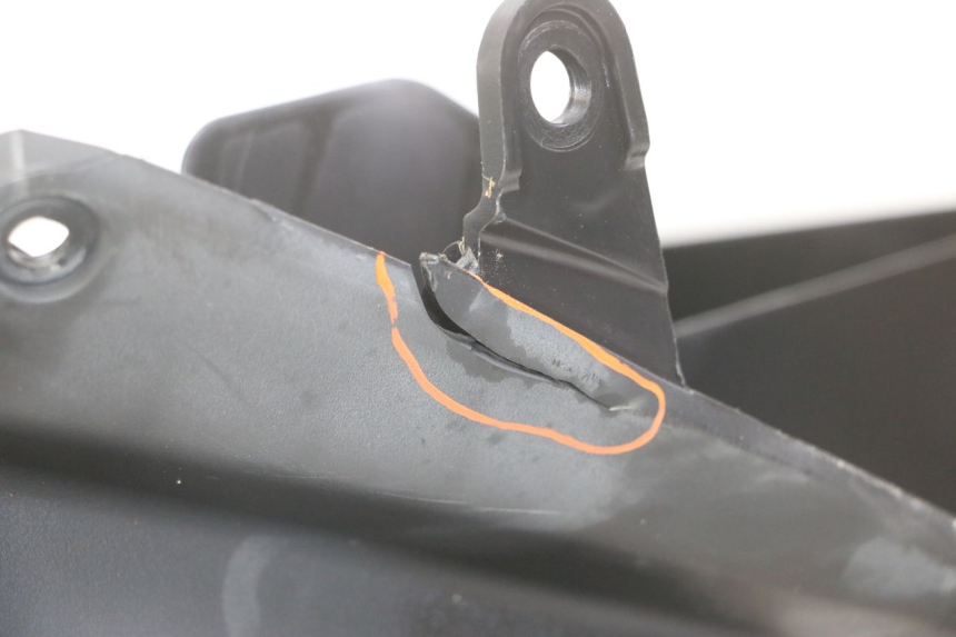 photo de PASSAGE ROUE ARRIERE SUZUKI GSX F GSXF 650 (2007 - 2015)