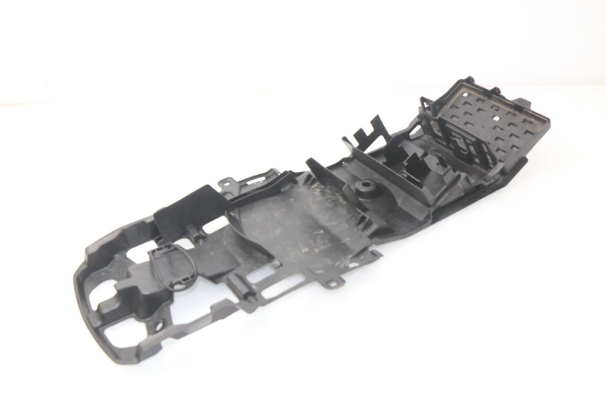 photo de PASSAGE ROUE ARRIERE SUZUKI GSX-R GSXR 750 (2011 - 2016)