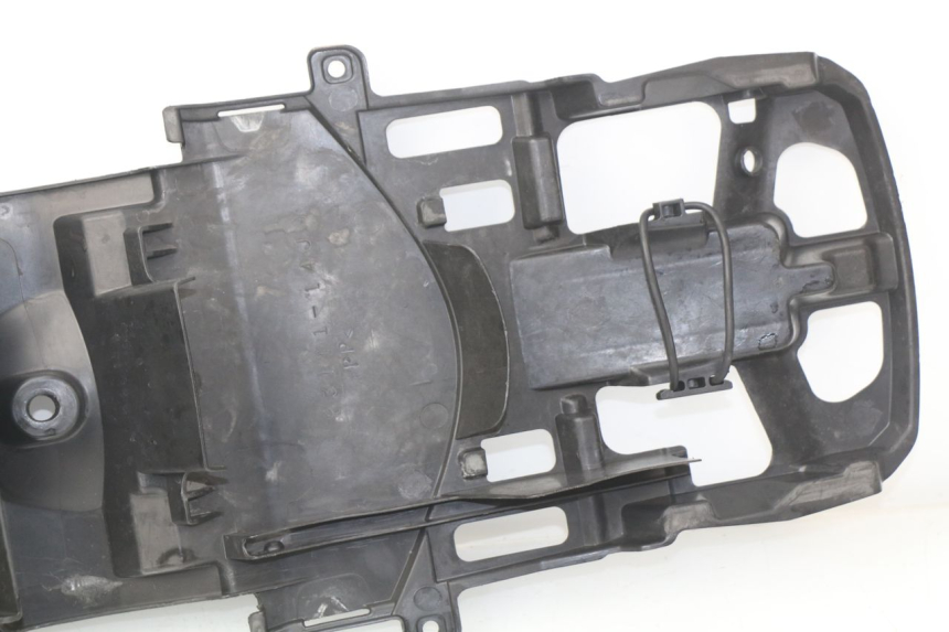 photo de PASSAGE ROUE ARRIERE SUZUKI GSX-R GSXR 750 (2011 - 2016)