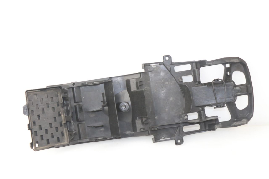 photo de PASSAGE ROUE ARRIERE SUZUKI GSX-R GSXR 750 (2011 - 2016)