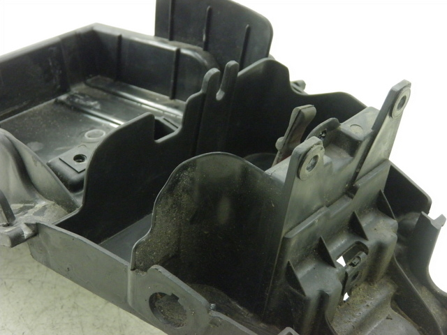 photo de PASSAGE ROUE ARRIERE HONDA CBF 125 (2009 - 2015)