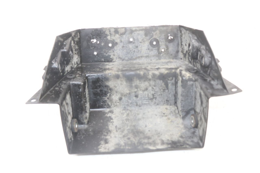 photo de PASSAGE ROUE ARRIERE HONDA CBR F 1000 (1993 - 1996)