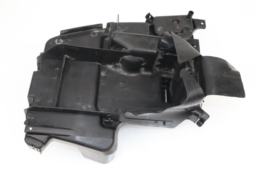 photo de PASSAGE ROUE ARRIERE HONDA SCV LEAD 100 (2003 - 2007)