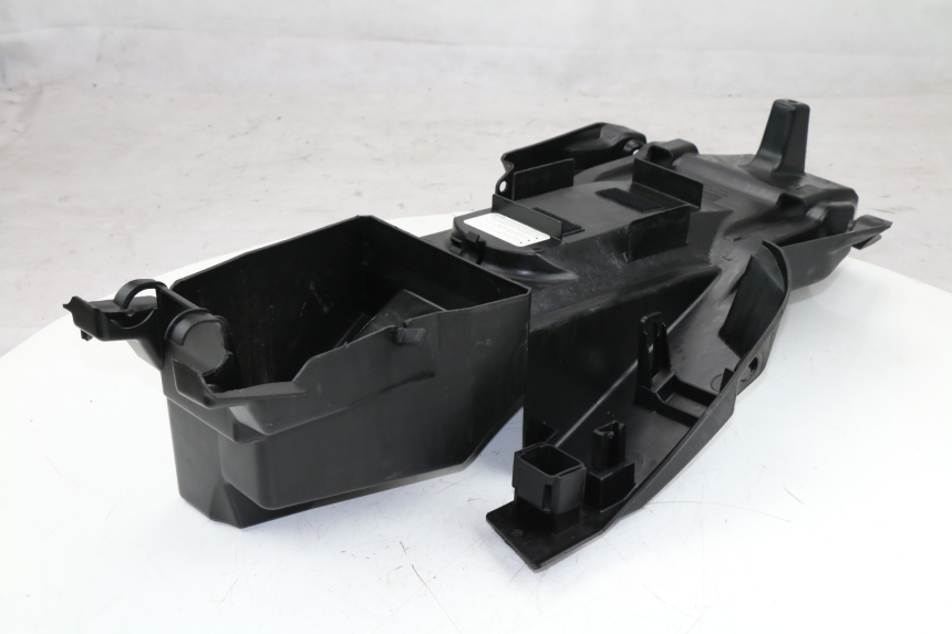 photo de PASSAGE ROUE ARRIERE HONDA XLV VARADERO 125 (2000 - 2006)