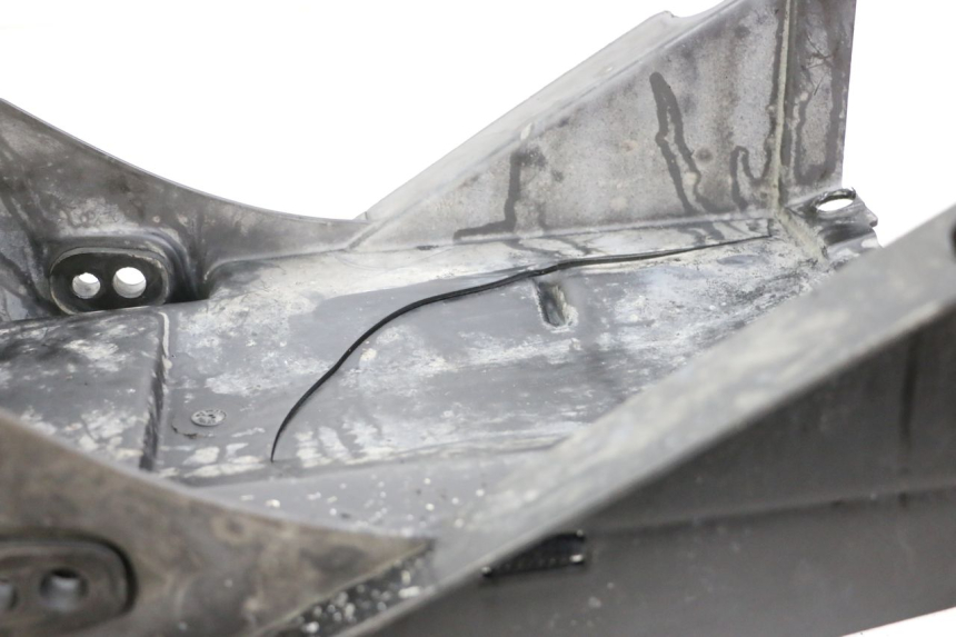 photo de PASSAGE ROUE ARRIERE KAWASAKI ZR7 ZR-7 S 750 (1999 - 2004)