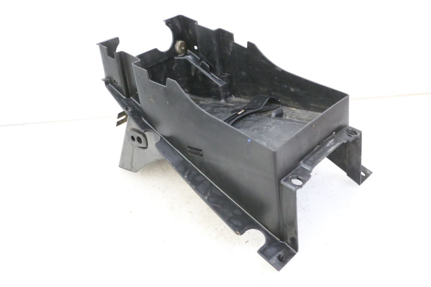 photo de PASSAGE ROUE ARRIERE KAWASAKI ZR7 ZR-7 S 750 (1999 - 2004)