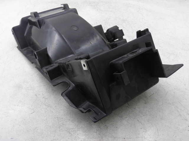 photo de PASSAGE ROUE ARRIERE KAWASAKI ZZR 600 (1995 - 2004)