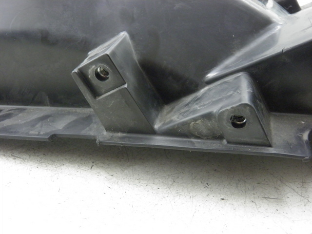 photo de PASSAGE ROUE ARRIERE KAWASAKI ZZR 600 (1995 - 2004)