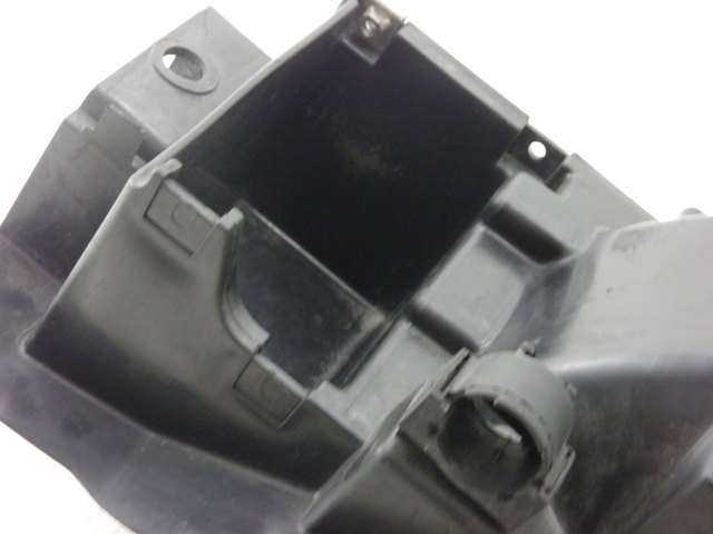 photo de PASSAGE ROUE ARRIERE KAWASAKI ZZR 600 (1995 - 2004)