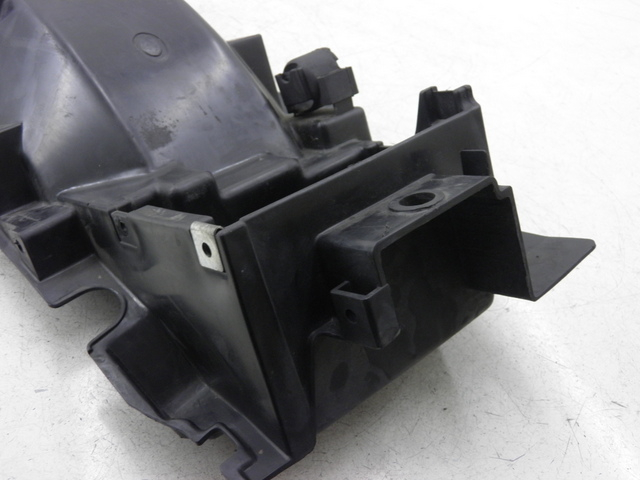 photo de PASSAGE ROUE ARRIERE KAWASAKI ZZR 600 (1995 - 2004)