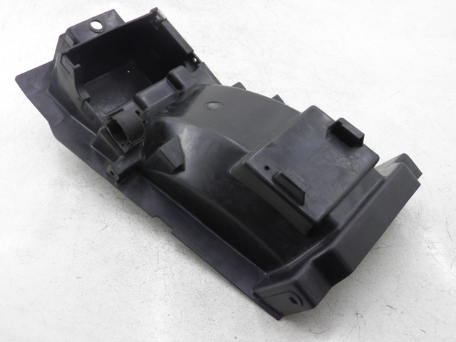 photo de PASSAGE ROUE ARRIERE KAWASAKI ZZR 600 (1995 - 2004)