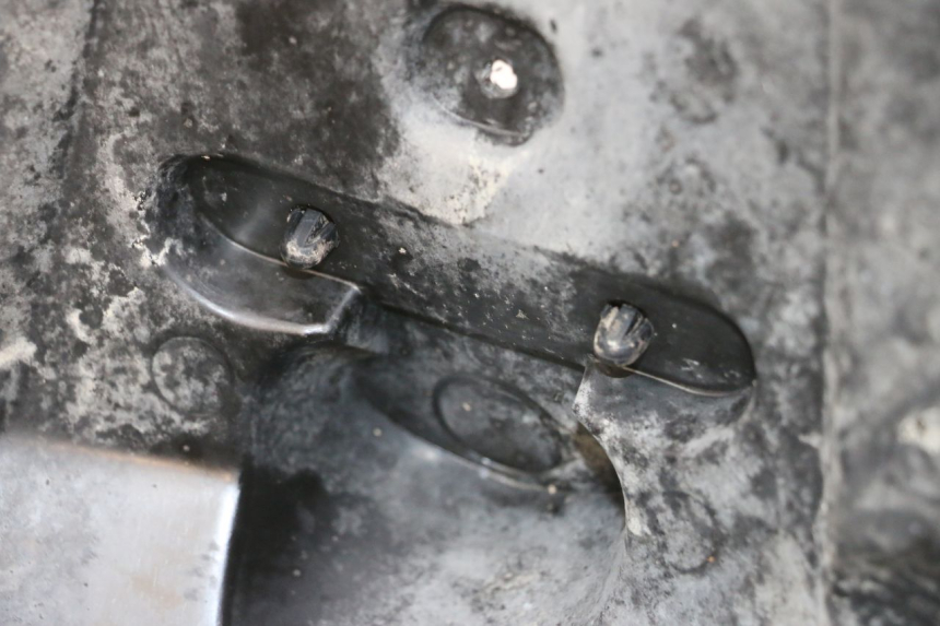 photo de PASSAGE ROUE ARRIERE PEUGEOT KISBEE 2T 50 (2010 - 2017)