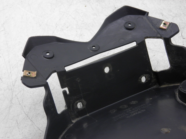 photo de PASSAGE ROUE ARRIERE KYMCO AGILITY RS 2T 50 (2009 - 2013)