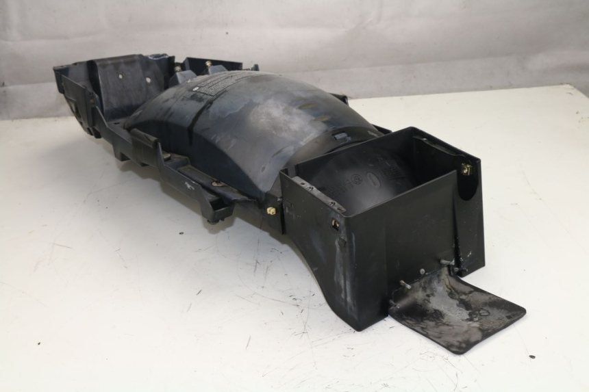 photo de PASSAGE ROUE ARRIERE BMW R RT ABS 1100 (1996 - 2001)