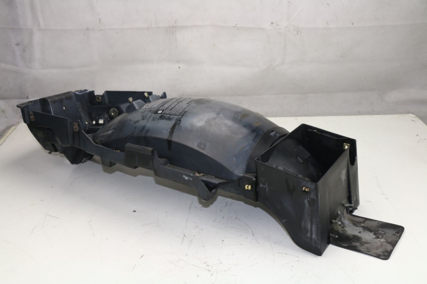 photo de PASSAGE ROUE ARRIERE BMW R RT ABS 1100 (1996 - 2001)