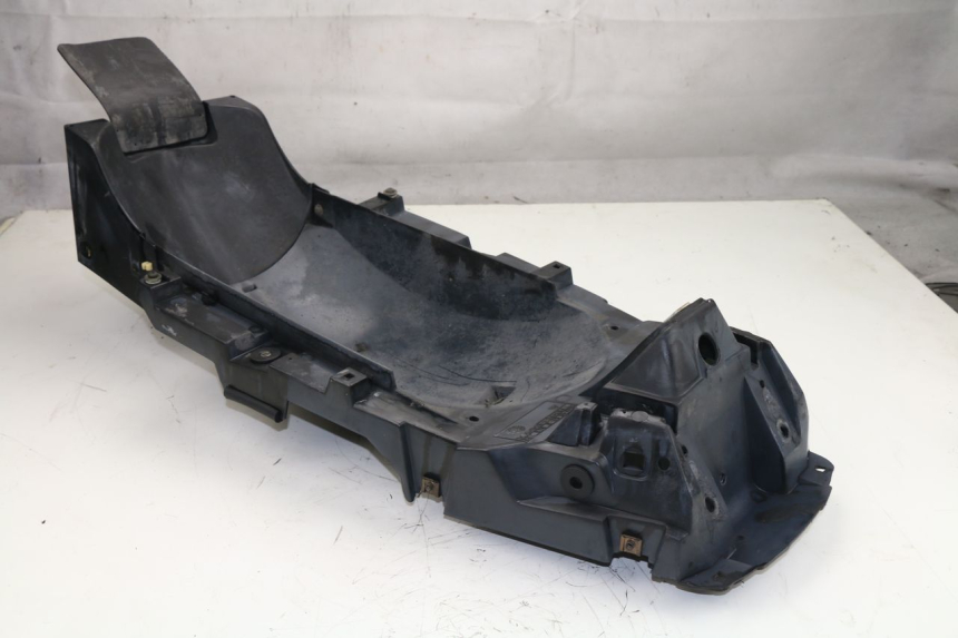 photo de PASSAGE ROUE ARRIERE BMW R RT ABS 1100 (1996 - 2001)