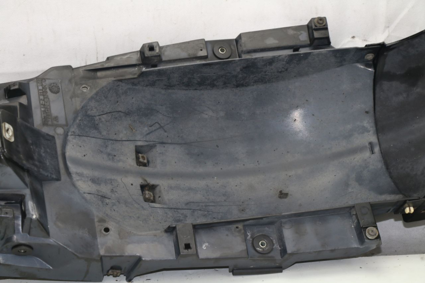 photo de PASSAGE ROUE ARRIERE BMW R RT ABS 1100 (1996 - 2001)