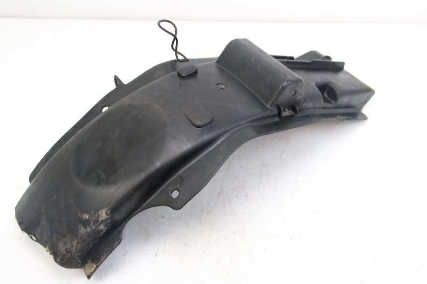 photo de PASSAGE ROUE ARRIERE HYOSUNG RT KARION 125 (2003 - 2007)