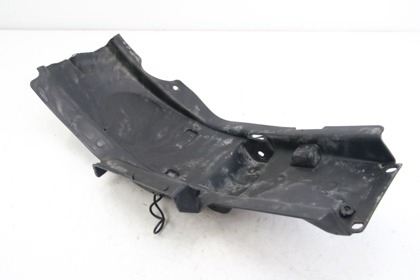 photo de PASSAGE ROUE ARRIERE HYOSUNG RT KARION 125 (2003 - 2007)