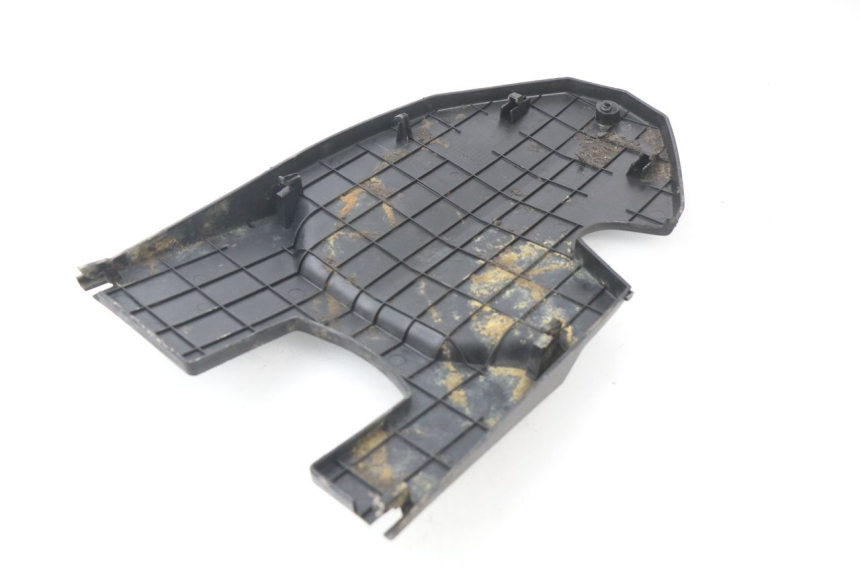 photo de PASSAGE ROUE ARRIERE PEUGEOT SPEEDFIGHT 3 AIR 50 (2009 - 2015) - Autre angle de vue