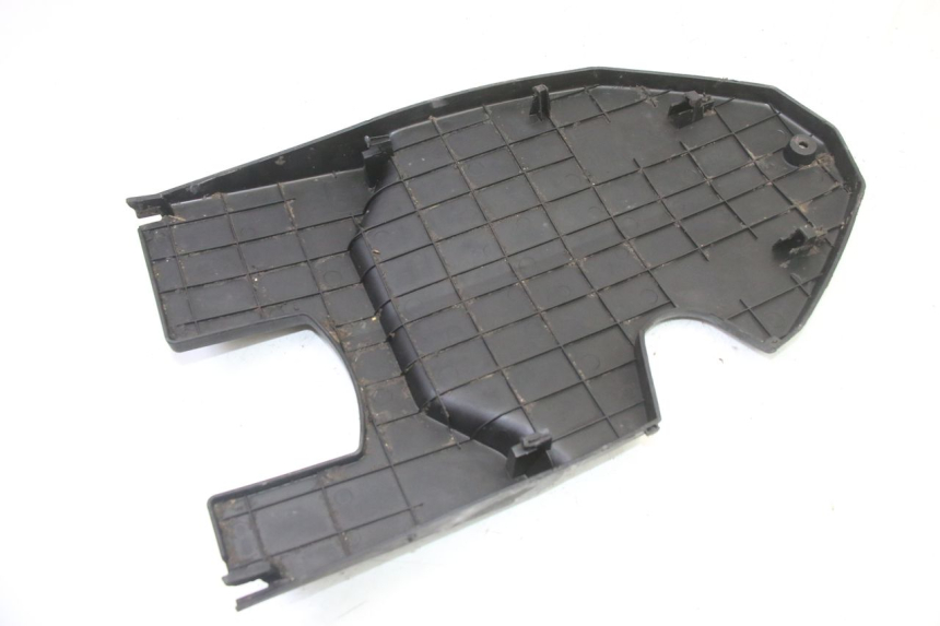 photo de PASSAGE ROUE ARRIERE PEUGEOT SPEEDFIGHT 3 AIR 50 (2009 - 2015)