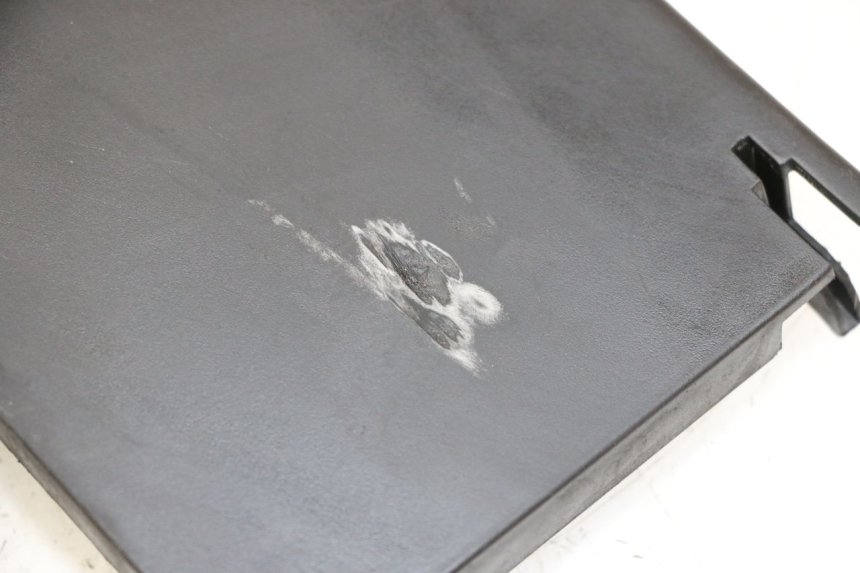 photo de PASSAGE ROUE ARRIERE PEUGEOT SPEEDFIGHT 3 LC 2T 50 (2009 - 2015)