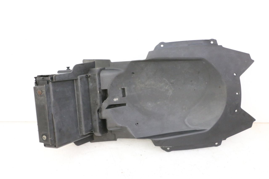 photo de PASSAGE ROUE ARRIERE SUZUKI SV S 650 (2003 - 2009)