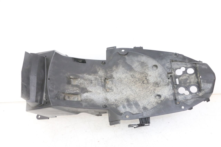 photo de PASSAGE ROUE ARRIERE YAMAHA XJ6 ABS 600 (2008 - 2016)
