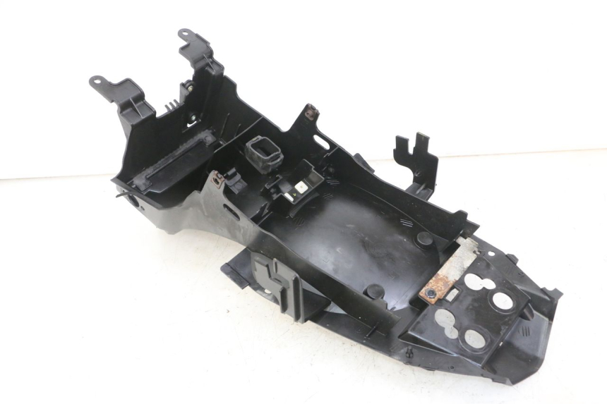 photo de PASSAGE ROUE ARRIERE YAMAHA XJ6 ABS 600 (2008 - 2016)