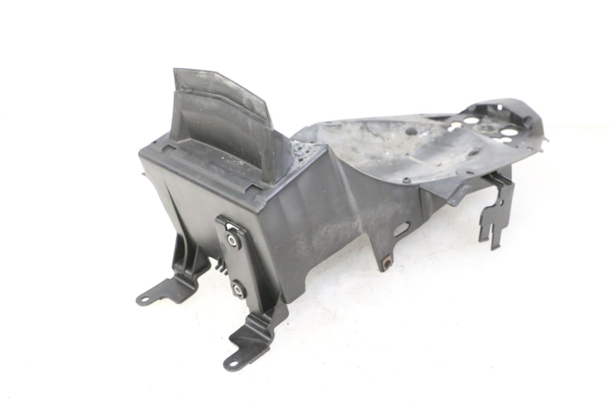 photo de PASSAGE ROUE ARRIERE YAMAHA XJ6 ABS 600 (2008 - 2016)