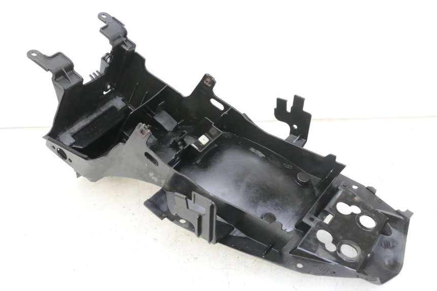 photo de PASSAGE ROUE ARRIERE YAMAHA XJ6 ABS 600 (2008 - 2016)
