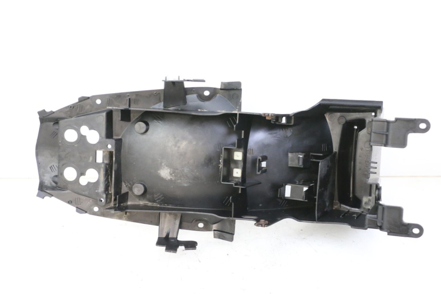 photo de PASSAGE ROUE ARRIERE YAMAHA XJ6 ABS 600 (2008 - 2016)