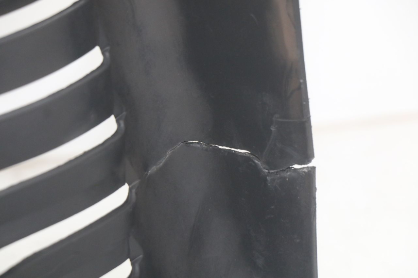 photo de PASSAGE ROUE AVANT PIAGGIO MP3 LT 400 (2007 - 2012)