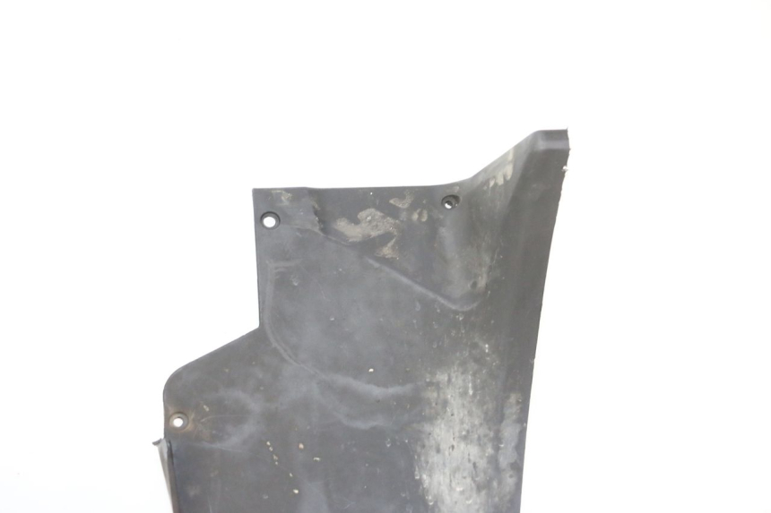 photo de PASSAGE ROUE AVANT PIAGGIO MP3 RL 250 (2007 - 2010)