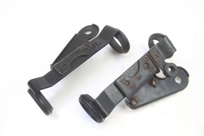 photo de PATTE PHARE SUZUKI GS GSE 500 (2001 - 2003)