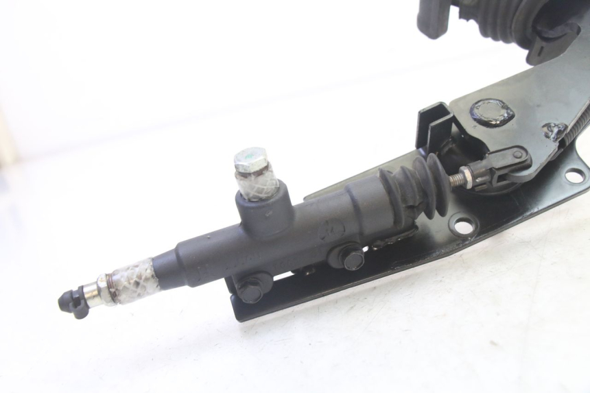 photo de PEDALE DE FREIN  QUADRO 4 4D 350 (2015 - 2018)