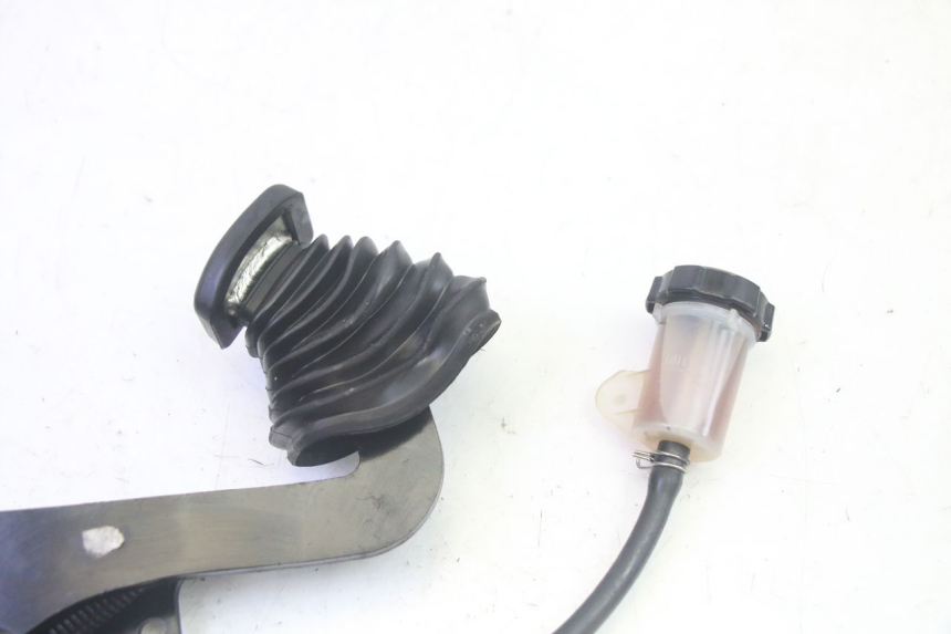 photo de PEDALE DE FREIN  PIAGGIO MP3 HPE 350 (2018 - 2020) - Zoom état d’usage