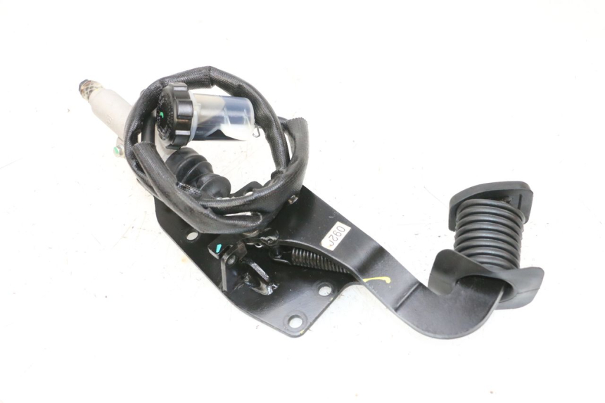 photo de PEDALE DE FREIN  PIAGGIO MP3 HPE 300 (2019 - 2026) - Détail de la pièce