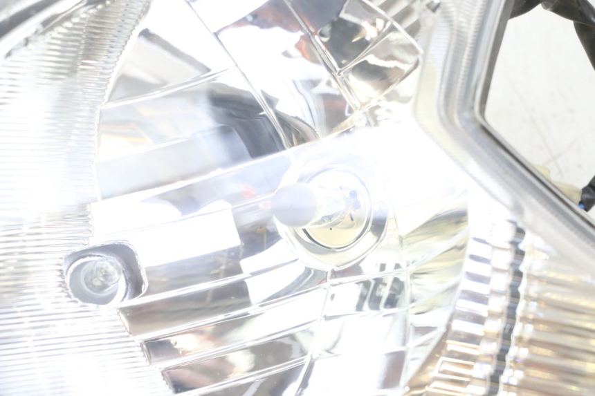 photo de PHARE AVANT KYMCO AGILITY 4T 50 (2005 - 2018)