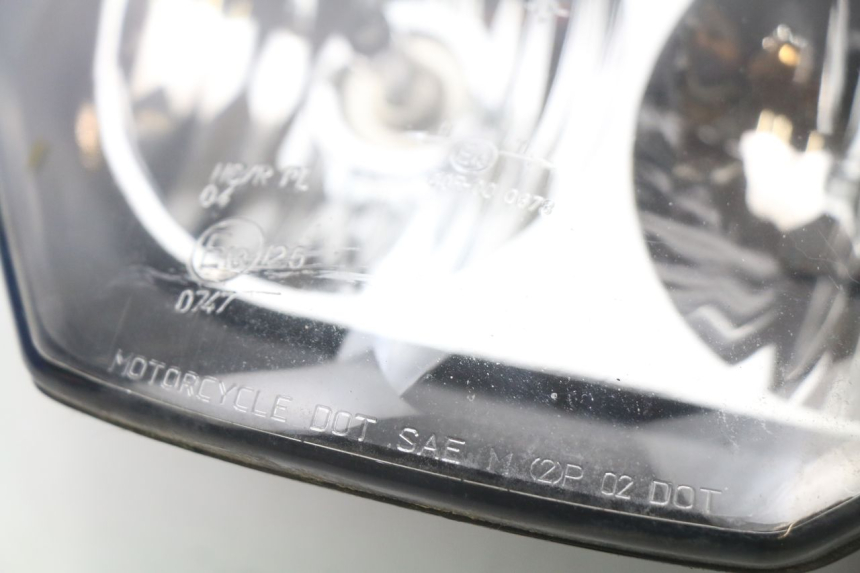 photo de PHARE AVANT PIAGGIO BEVERLY 125 (1998 - 2005)