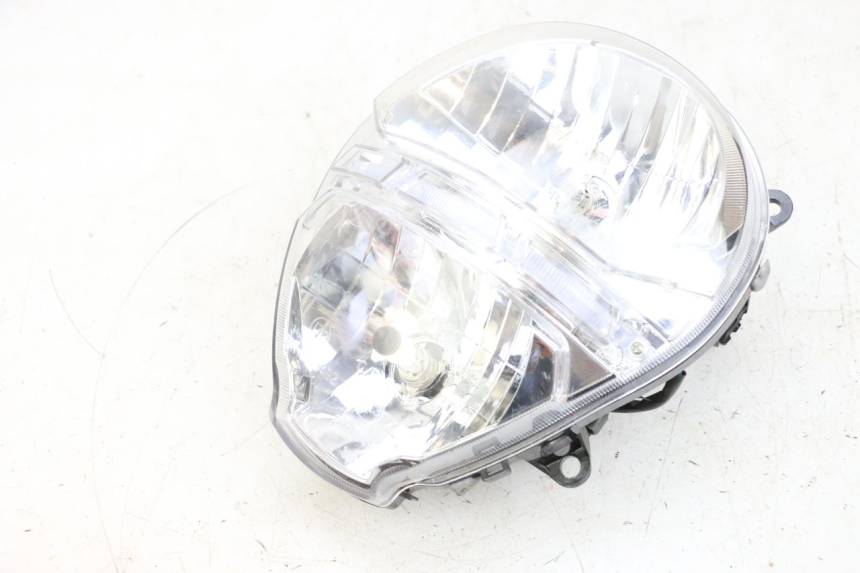 photo de PHARE AVANT MAG POWER BOMBERS 4T 50 (2016 - 2026) - Points de fixation