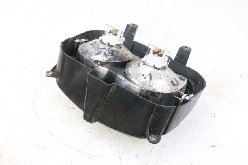 photo de PHARE AVANT MBK BOOSTER SPIRIT NAKED 50 (2004 - 2017) - Zoom état d’usage