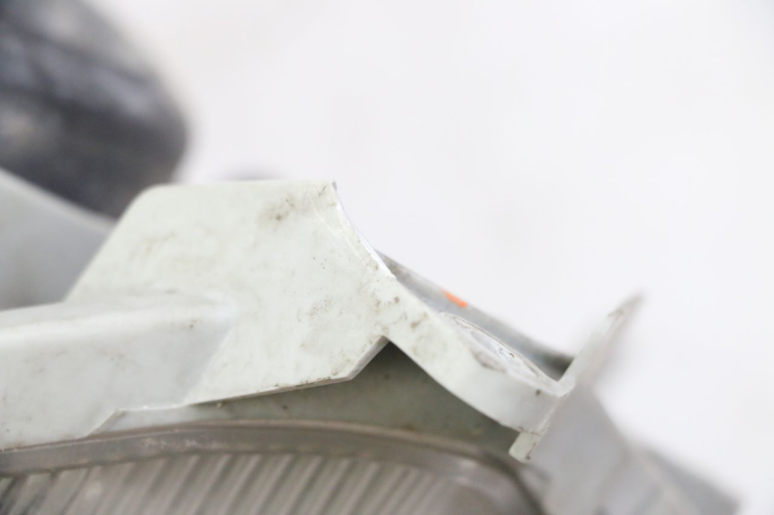 photo de PHARE AVANT SUZUKI BURGMAN 125 (2007 - 2014)