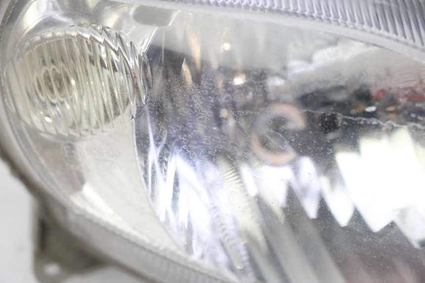 photo de PHARE AVANT SUZUKI BURGMAN 125 (2007 - 2014)