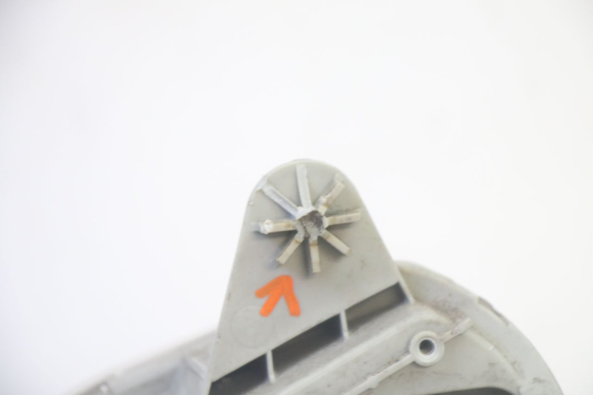 photo de PHARE AVANT SUZUKI BURGMAN 125 (2007 - 2014)